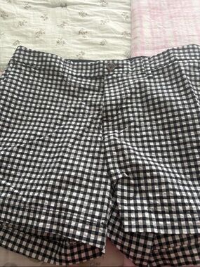 Old Navy Black & White Gingham Everyday Shorts